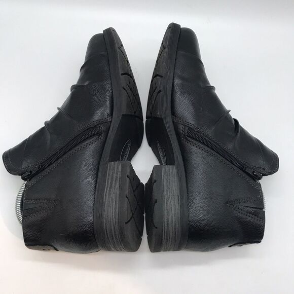 Earth Origins Natalie Boot Women's 8.5W Black Faux Leather Side Zip Ankle Bootie - Picture 6 of 13